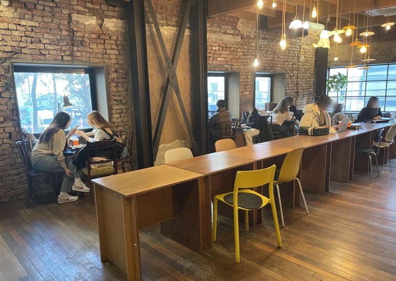 앞치마 을지로 카페 존맛 2