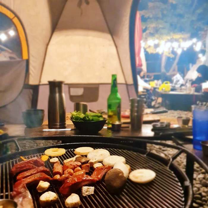 생방송투데이 하남 검단산 진한 육즙 팡팡 캠핑 텐트 돼지고기 모둠 바베큐 구이 맛집