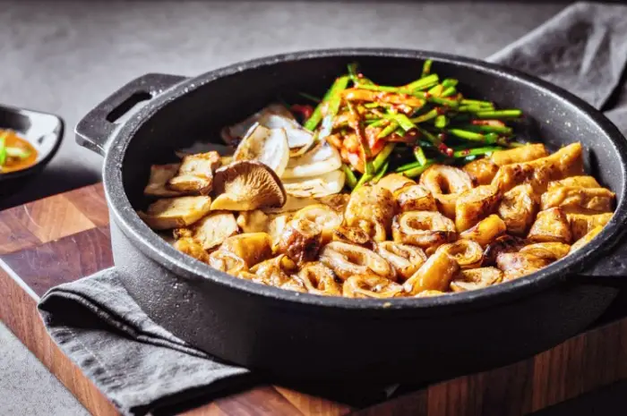 맛의승부사 돼지 곱창전골 꽈리곱창볶음 송리단길 석촌역 맛집