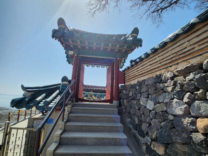 간월암 : 일출과 일몰을 한곳에서 감상할 수 있는 곳 3