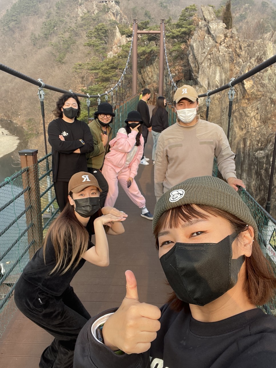 / 쩝쩝박사님들과 신나는 먹부림 [캠핑기록] 수주팔봉 노지캠핑 40