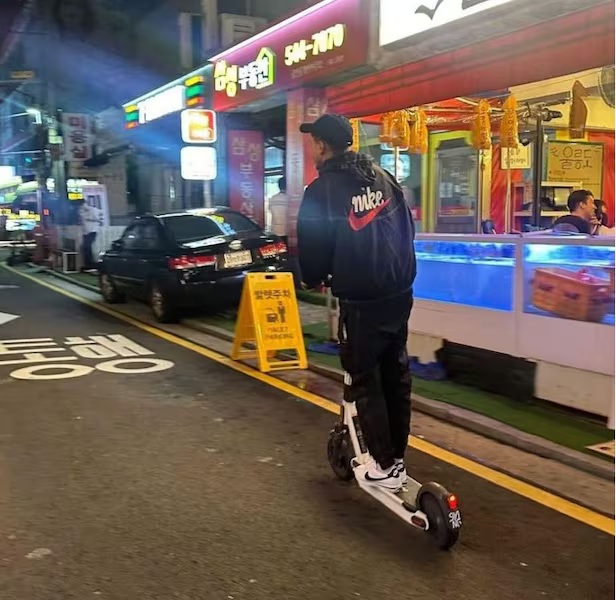 린가드
전동킥보드