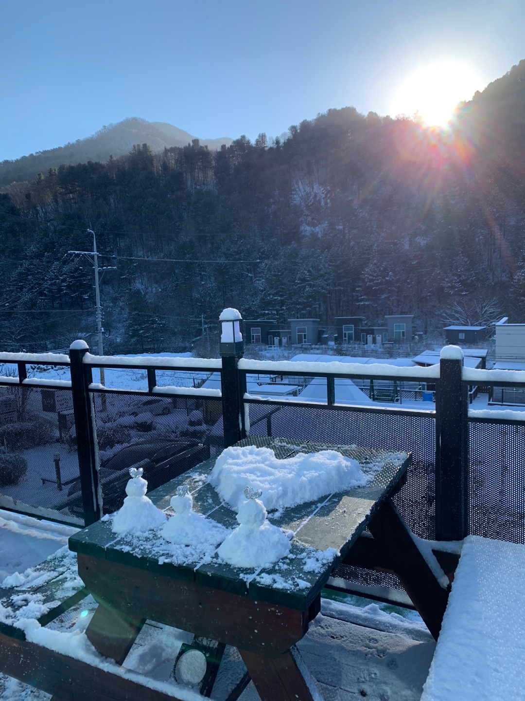 가평애견펜션(모나코) 눈 내린 아침 풍경(3)