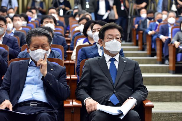  검찰에서 왜 이재명 대표를 불렀나요?