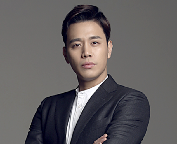  배우 손준호 프로필 나이 데뷔 뮤지컬 작품 활동 학력 인스타