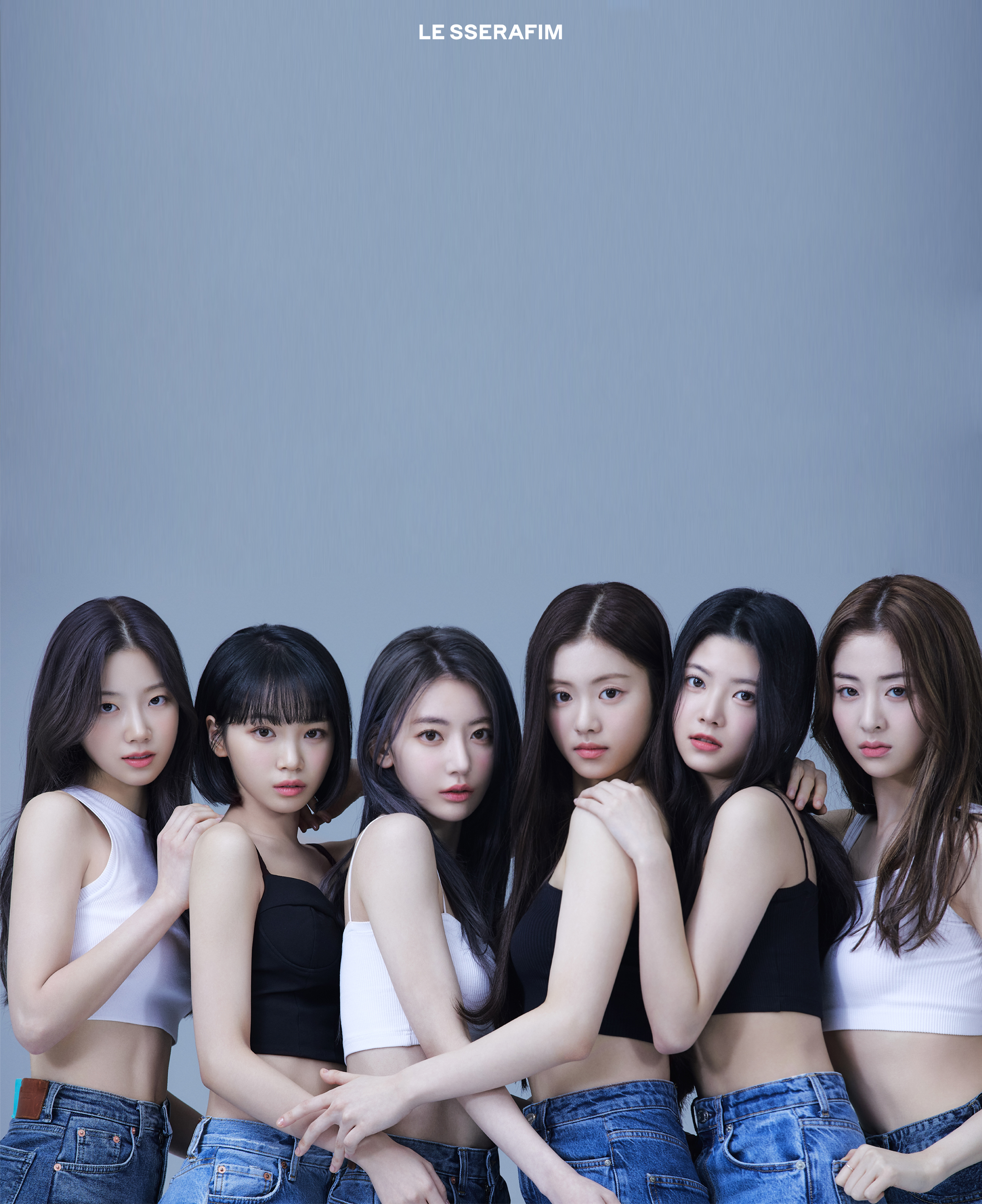  르세라핌 티저 이미지 맴버 전원 단체 사진 4P