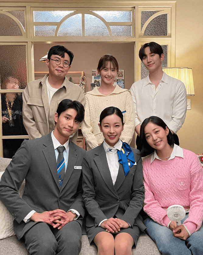  '킹더랜드' 윤아와 준호의 결혼과 아모르 오픈