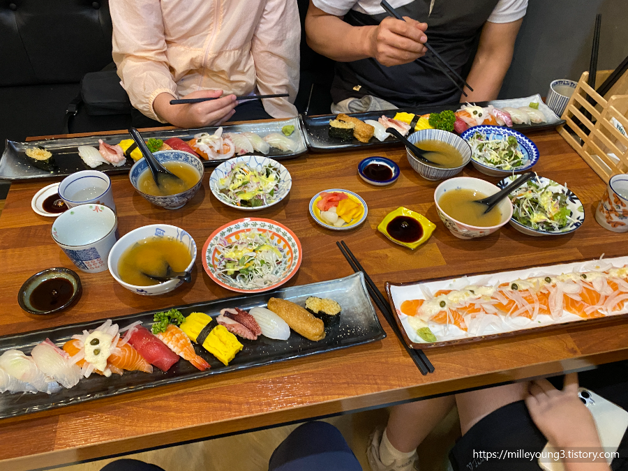 Huiyeongchobap (희영초밥) 2