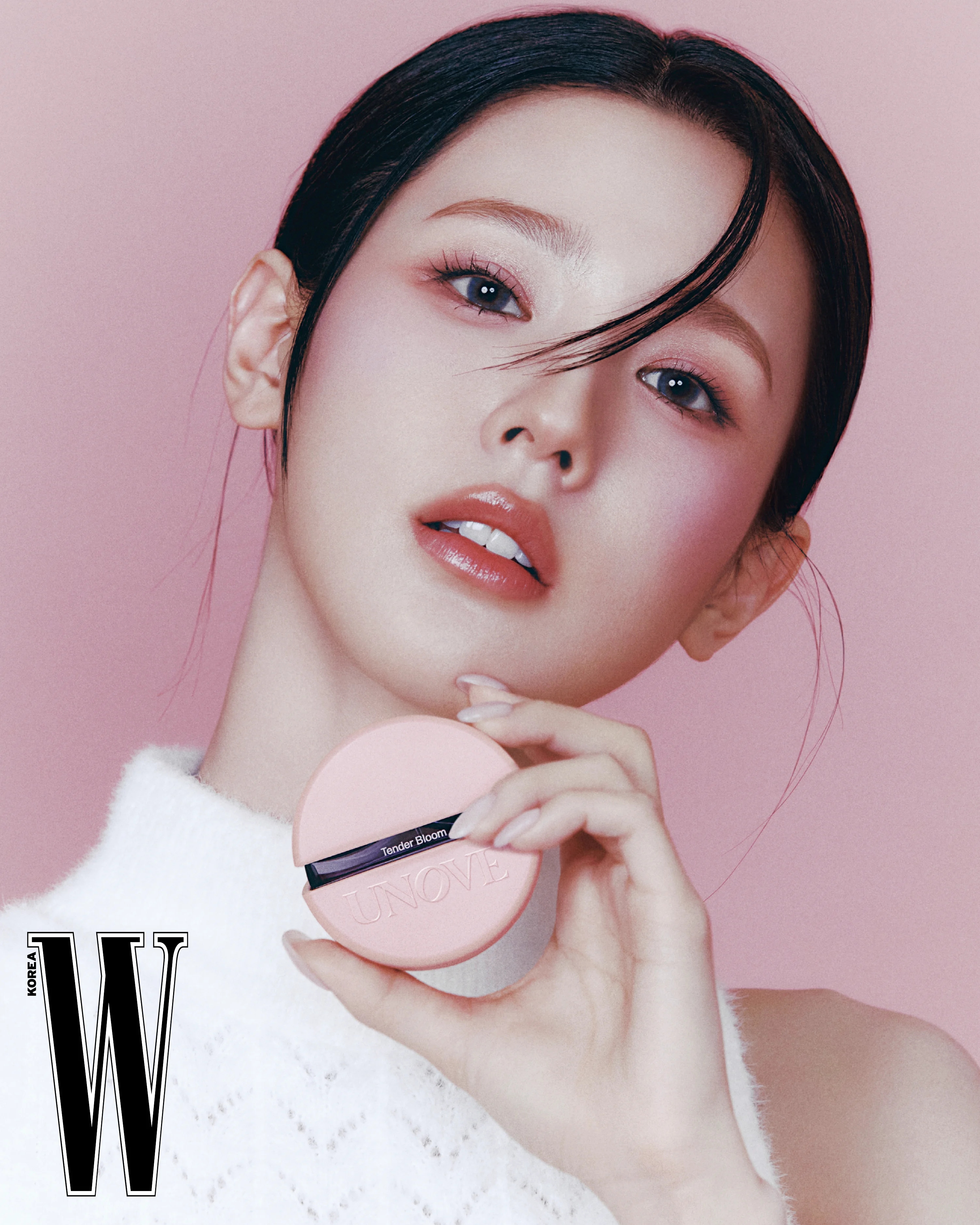 여자아이들 미연 더블유 2025 화보 1