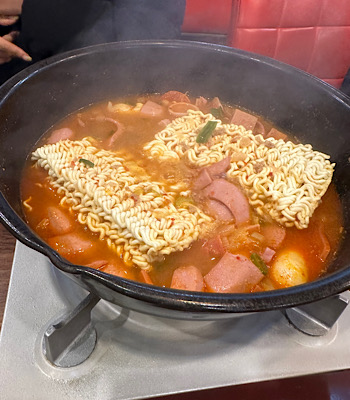 부대찌개 사진