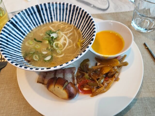 마티에 오시리아 조식뷔페&#44; 라멘
