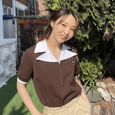  마마무 문별 인스타그램 속 티셔츠 - 미우미우 피케 저지 탑