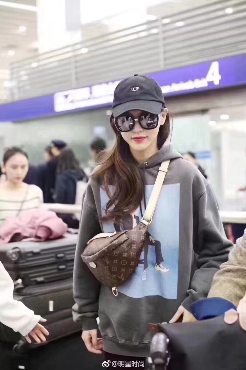  [BALENCIAGA] 발렌시아가 포토그래피 스웨트 셔츠 후드 티셔츠 (2 COLOR)