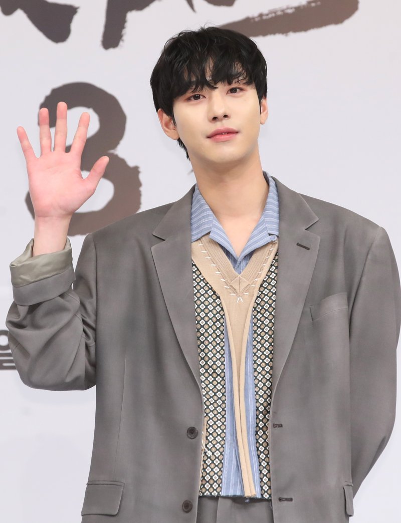 안효섭 アン・ヒョソプ 1