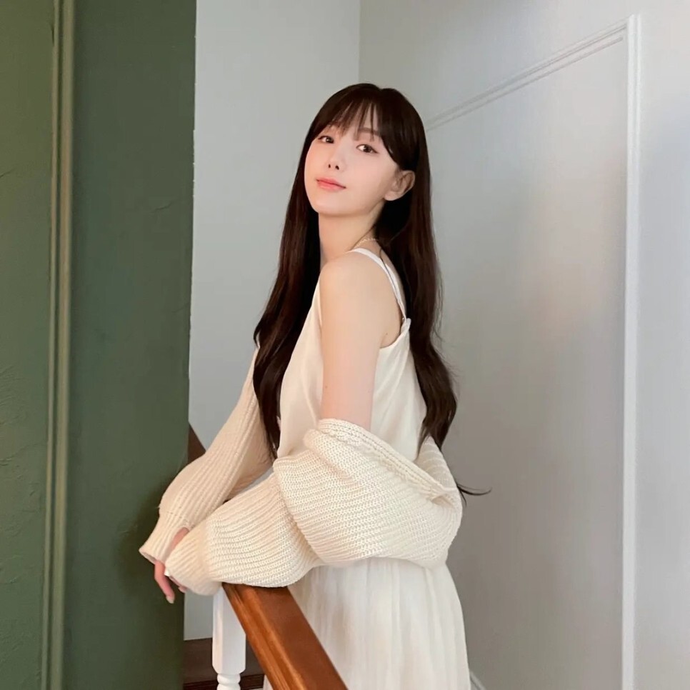  [러블리즈 케이] 이두나 - 눈물이 많아서 (이두나 프로젝트 Part.1 가로 라이브 움짤)