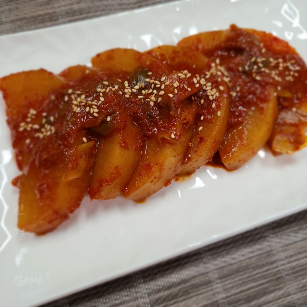  무조림 만드는법 - 생선없이 만들었는데 생선맛이 나는 무조림