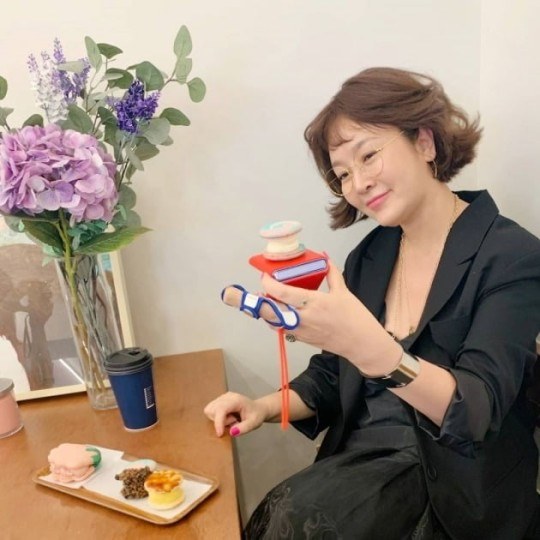  배우 이승연! 갑상선기능저하증(갑상샘저하증) 투병 고백? 대체 무슨 병이길래.....?
