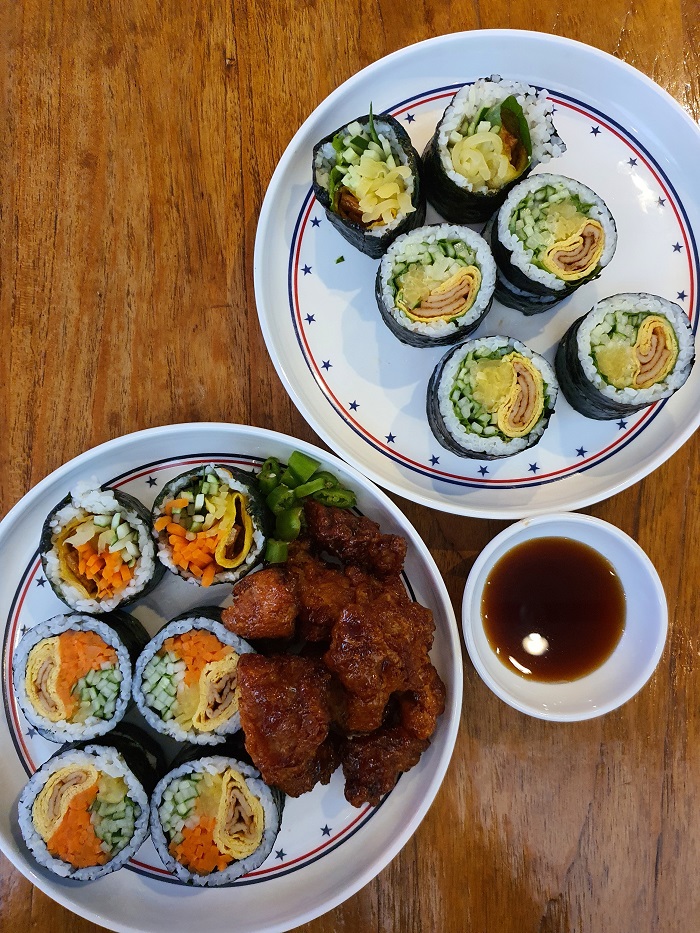  이영자 강력추천, 가로수길/신사역 분식 오토김밥 - 고추냉이(와사비) 김밥, 와플