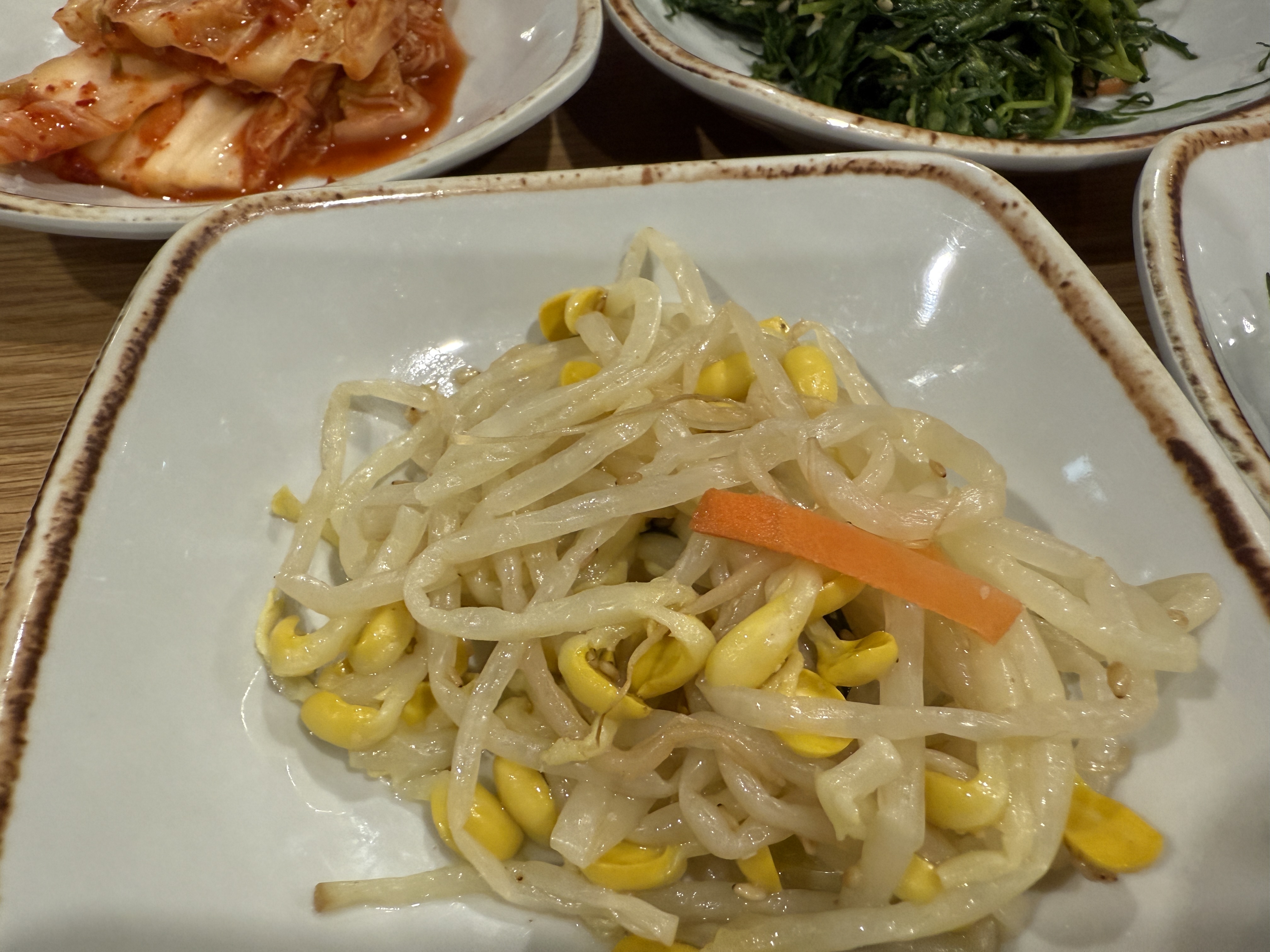 교대역 맛집 기와집순두부 밑반찬 &amp;#39;콩나물무침