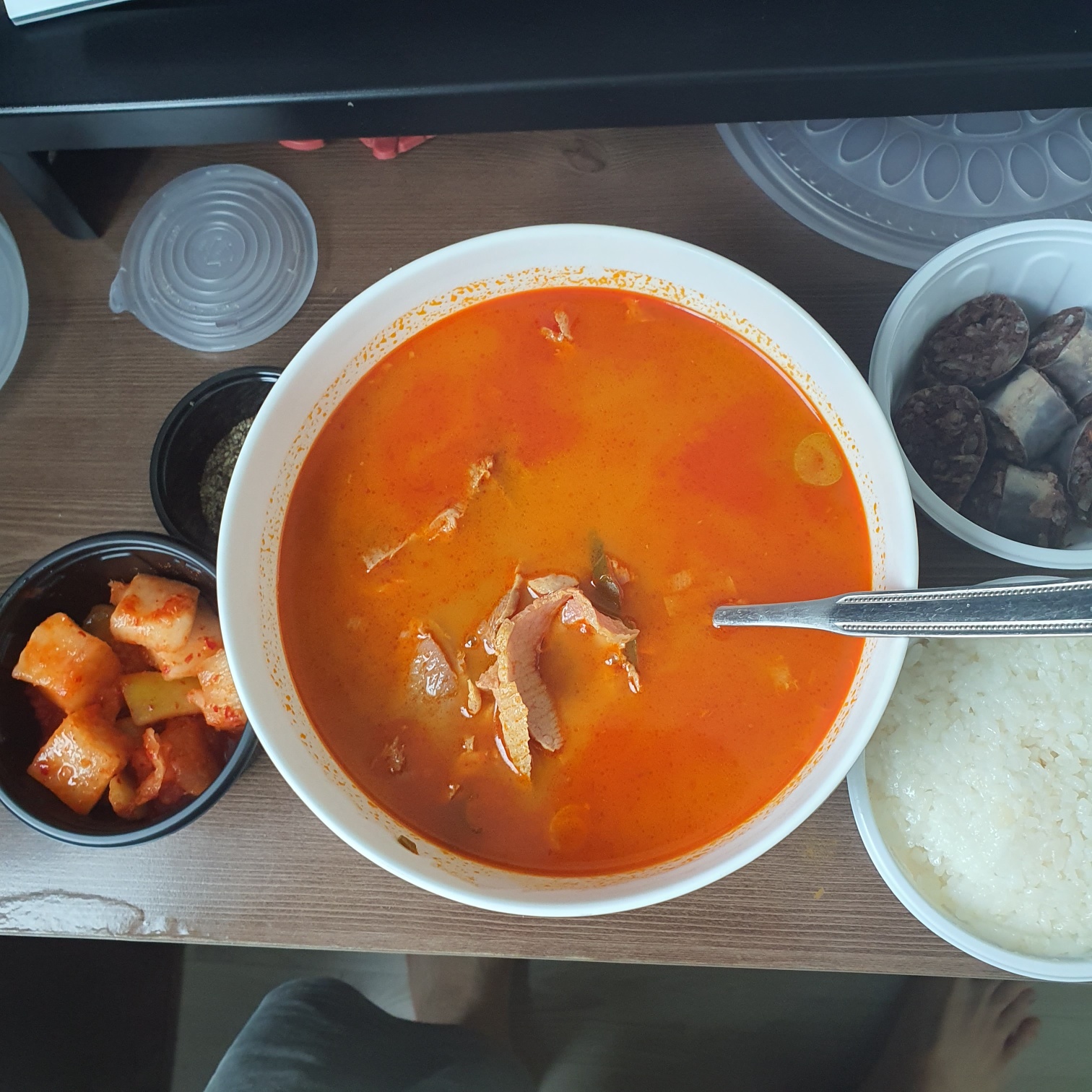  요기요 국밥은 이거지 강서양천점 얼큰 살코기국밥 리뷰