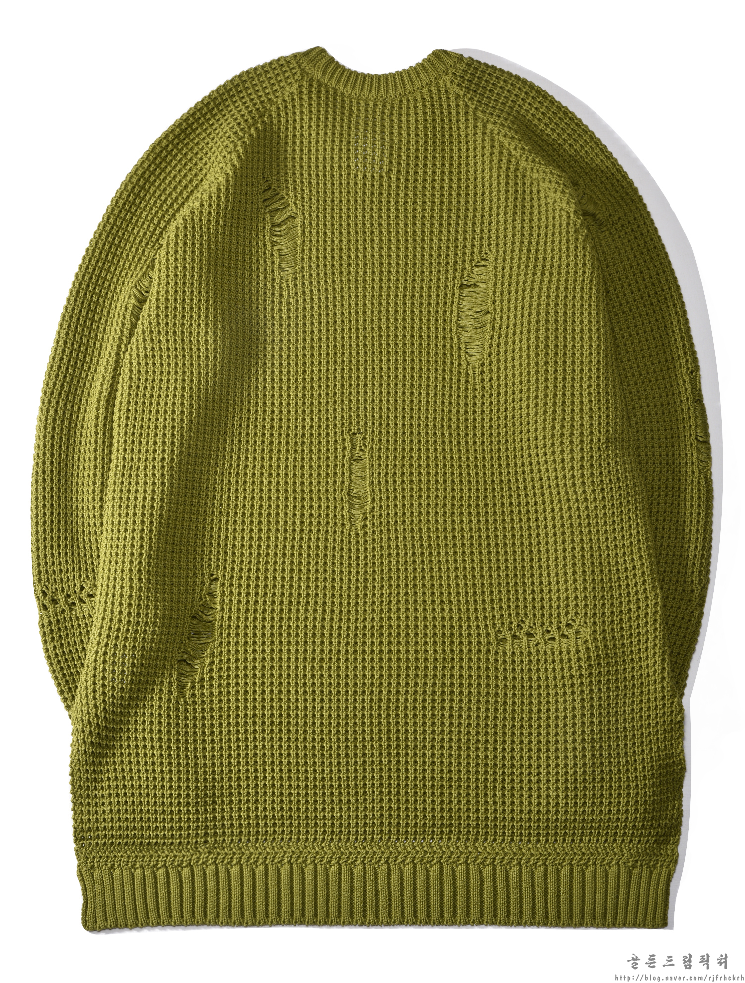 블랙.그린 니트 누끼사진 2