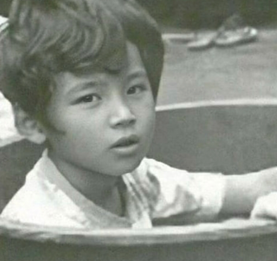  어릴 때 동네에서 예쁘기로 유명했던 배우