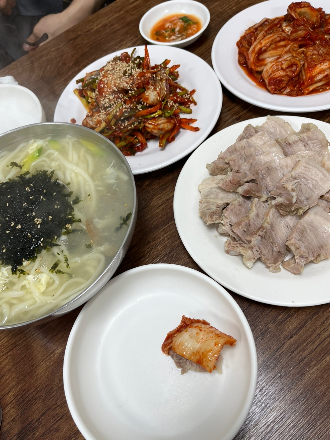 충무칼국수 이미지