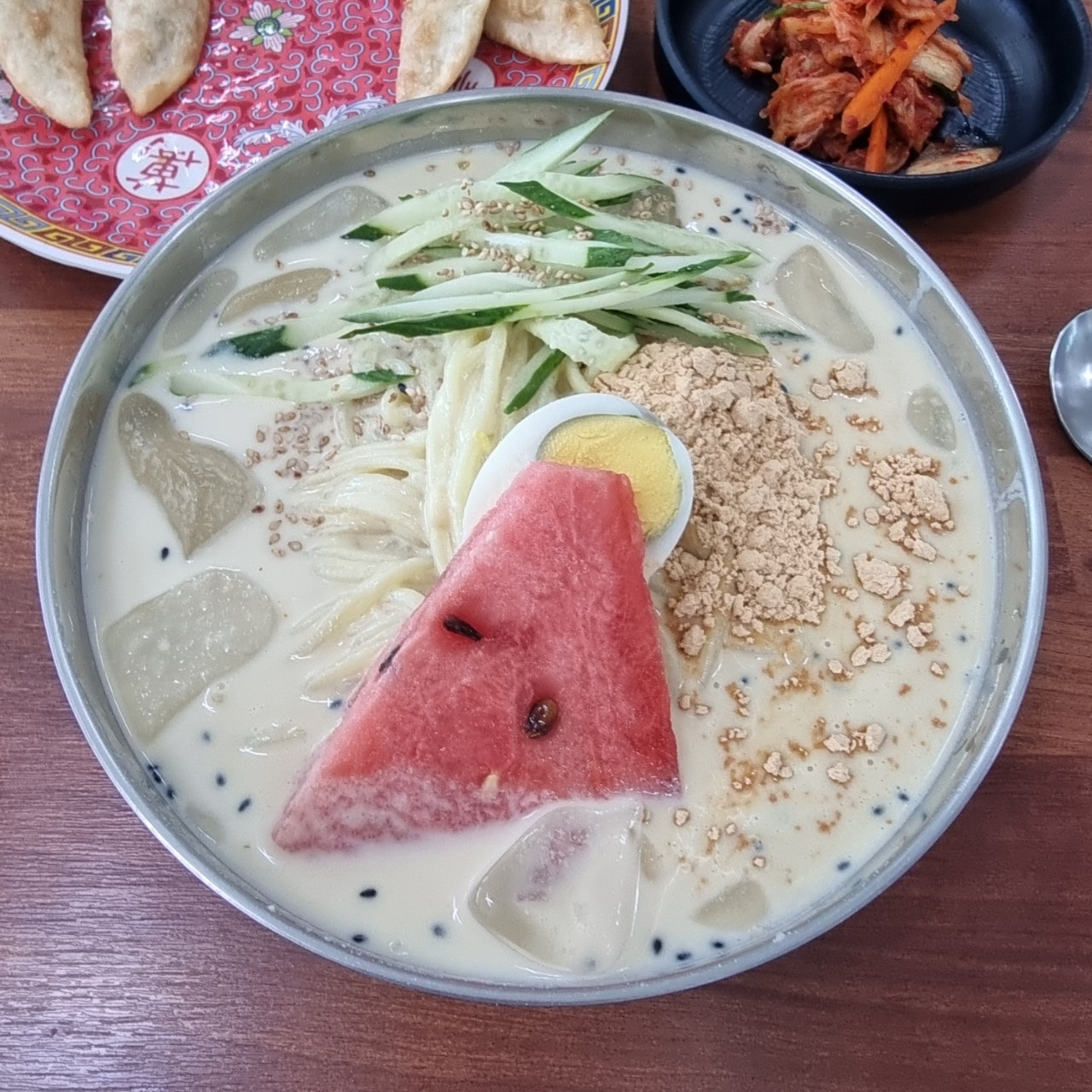 Hwanggeumjjamppong (황금짬뽕) 2