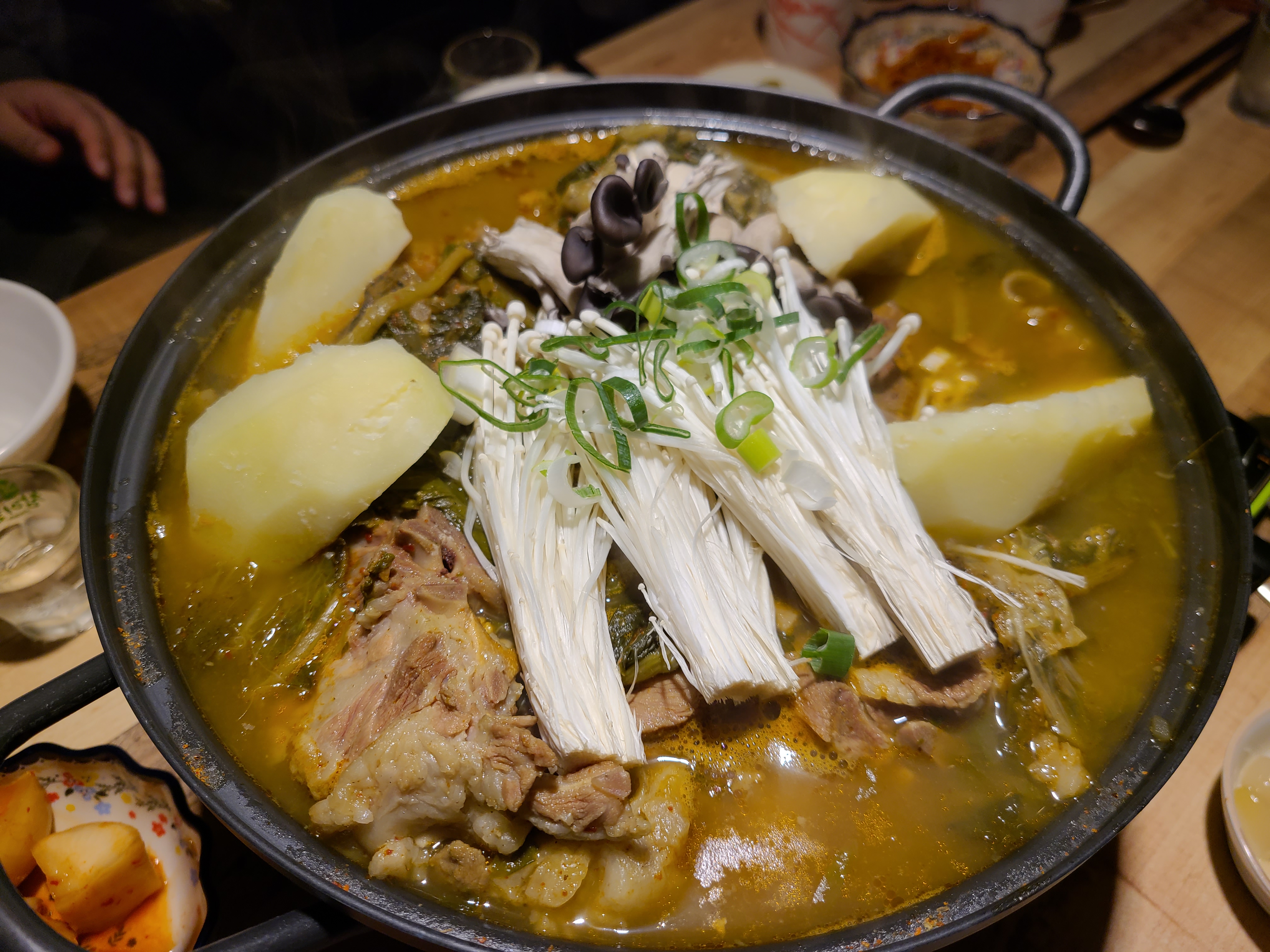  성남 모란역 감자탕 설렁탕맛집 : 청춘 설렁탕