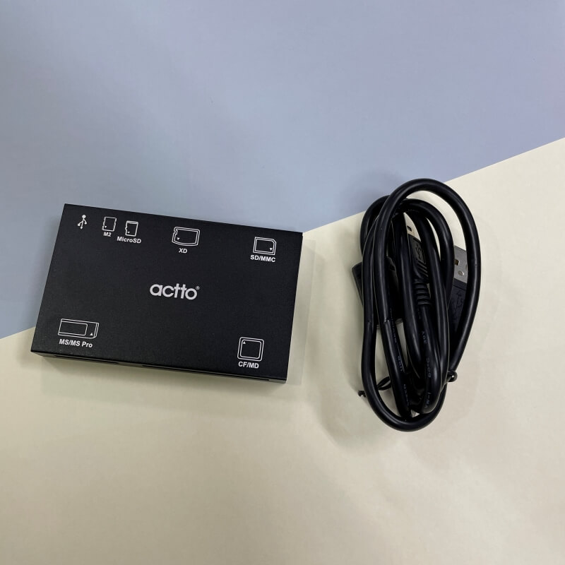  엑토 초콜릿 멀티 카드리더기 CRD-14 : 휴대성 좋은 SD카드리더기 추천