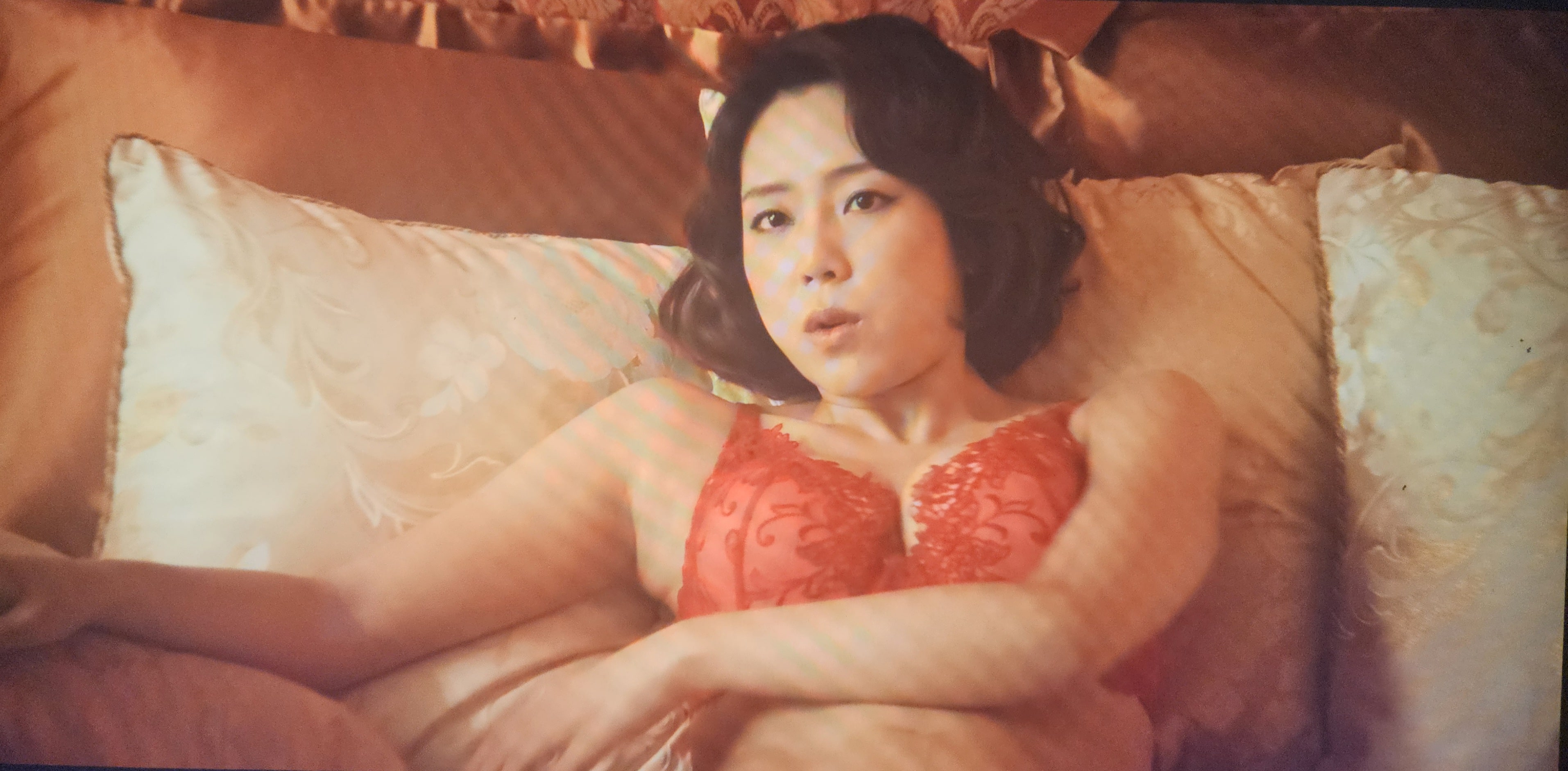 2화-강예원-노출-장면