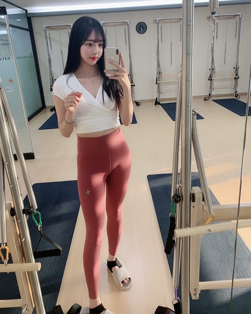  항공과 출신 무결점 몸매 소유자