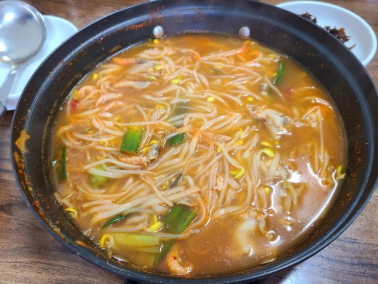  [경북-포항] 구룡포시장 별미 모리국수(Feat. 불친절?) - 진미식당