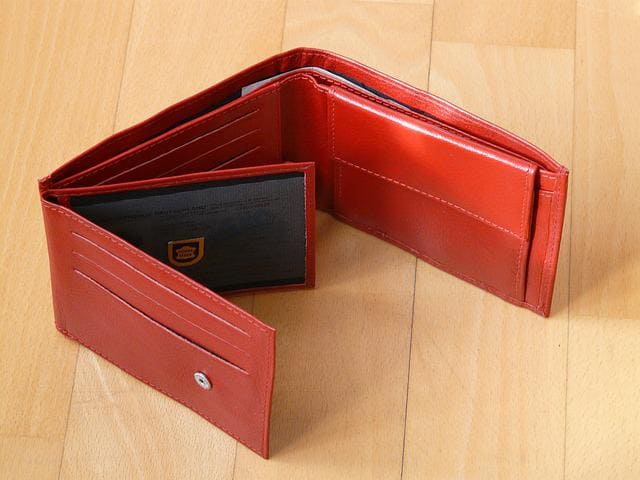 빨간색 지갑