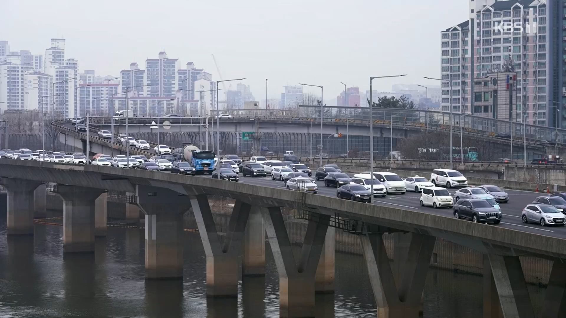동네 한 바퀴.E256.240203p.H264-F1RST.mp4_20240204_174756.599.jpg