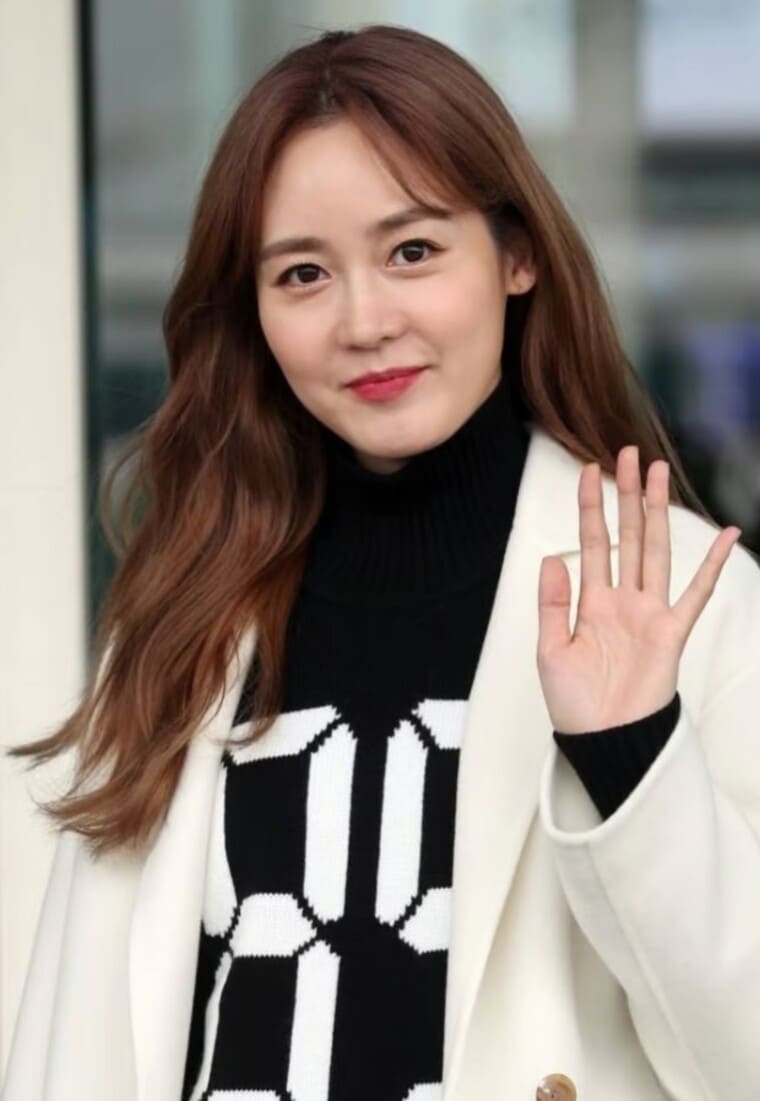 그룹-핑클-출신-가수-겸-배우-성유리