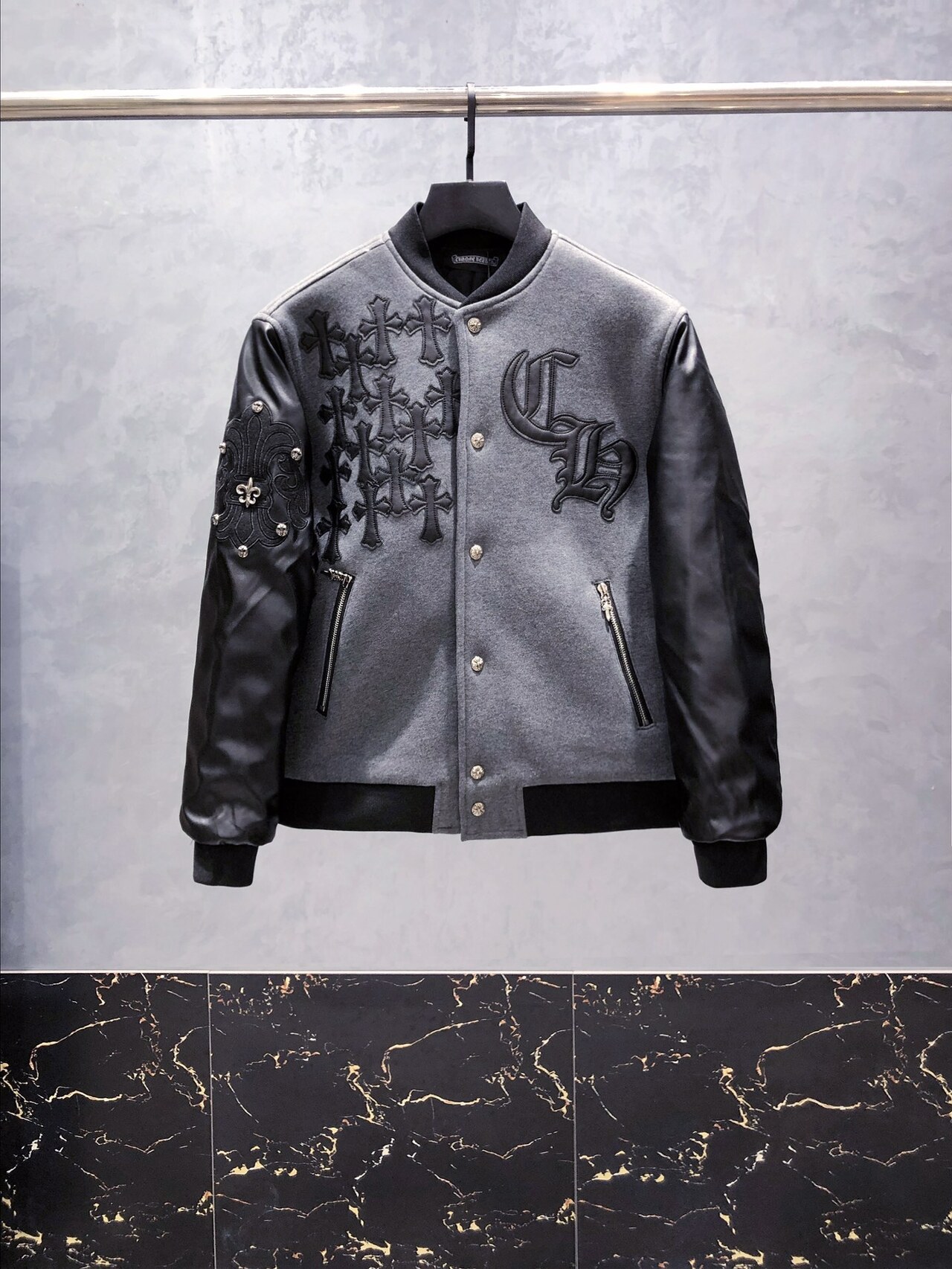  [CHROME HEARTS] 크롬하츠 바시티 로고 자켓