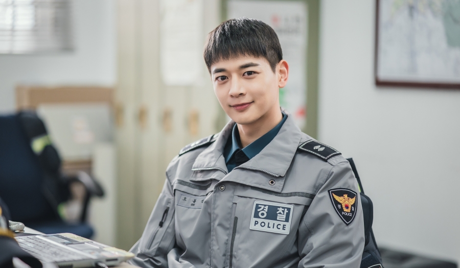 샤이니 민호, '도시남녀의 사랑법' 속 순경 오동식 변신