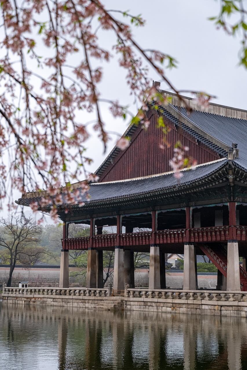 2025 경복궁 야간관람 예매 무료입장 대상자 및 조건 안내