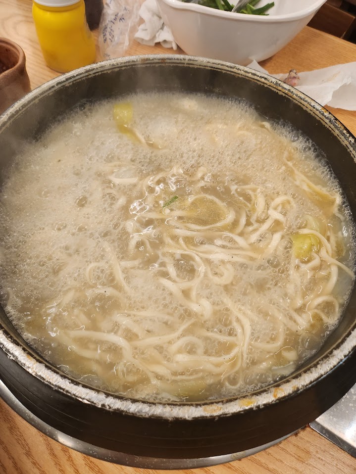 큰손닭한마리 이미지