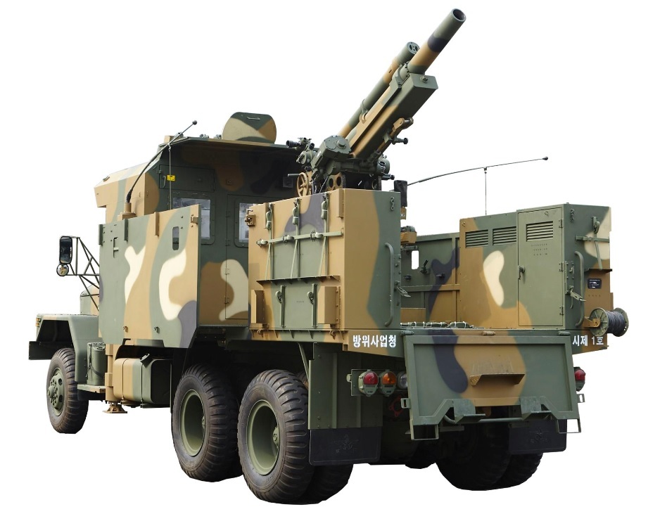 105mm 차륜형 자주포 K105A1 풍익 견인포 재고 떨이