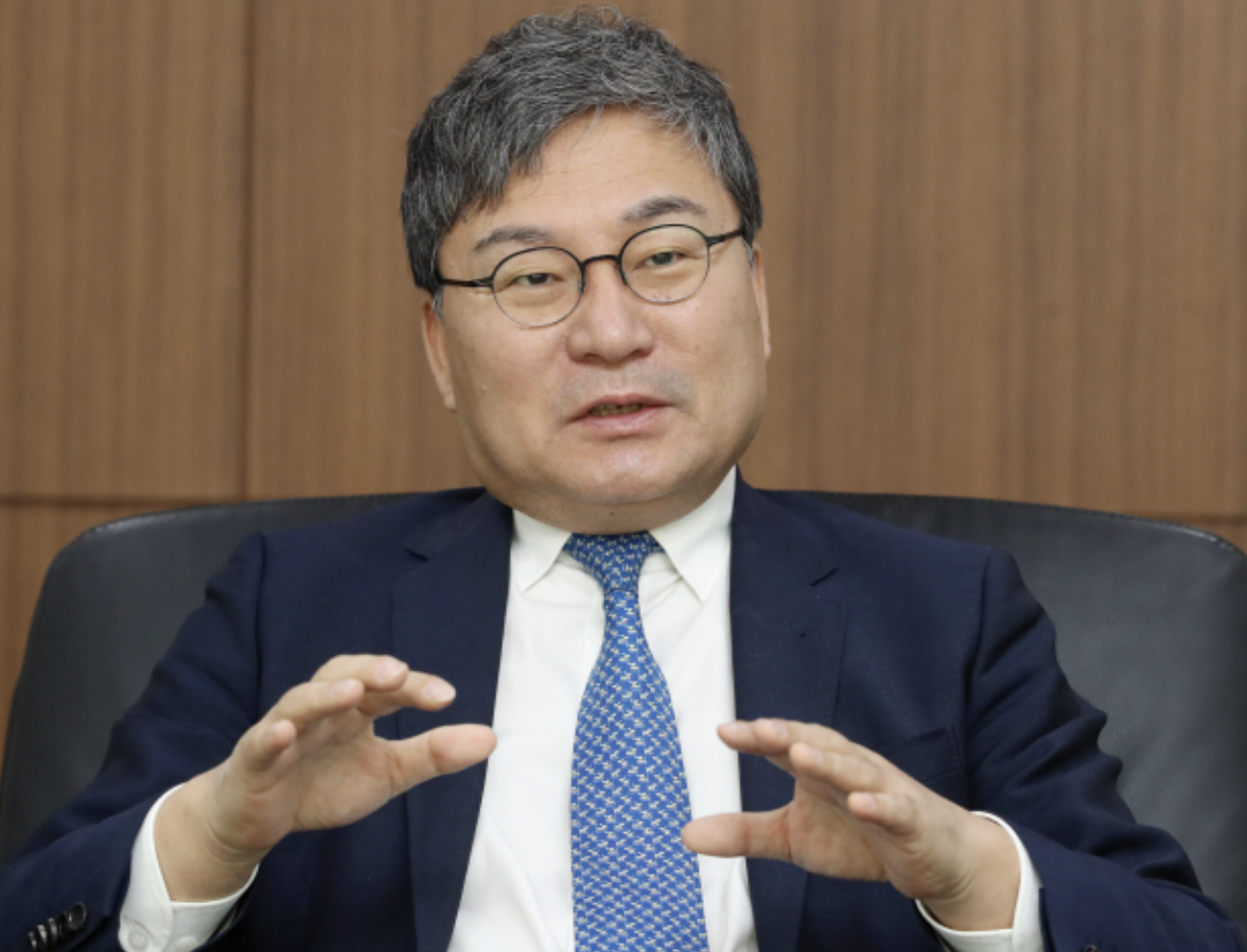  이상직 의원 고향 재산 학력 이력 자녀 프로필 (+문재인 사위 관련 의혹)