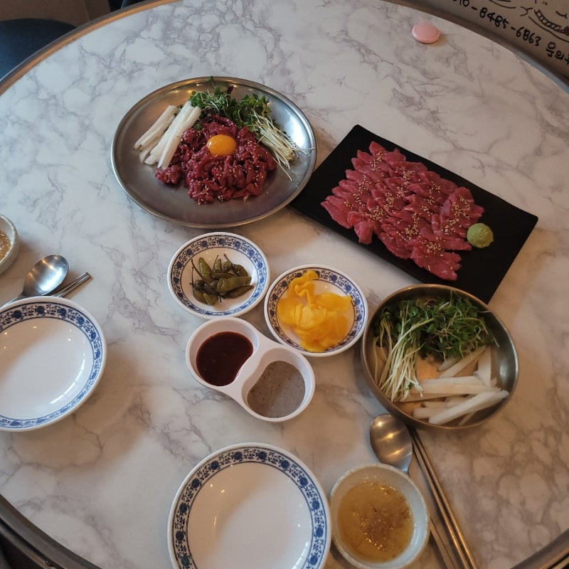 육회 이미지