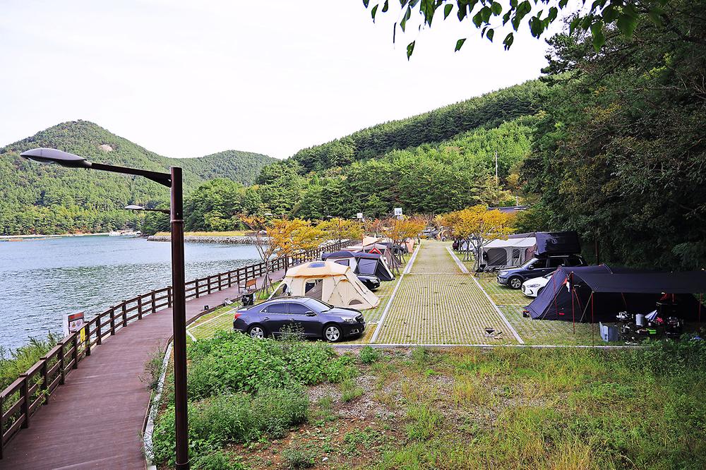 통제영오토캠핑장. 경상남도 통영시 한산면 한산일주로 171, 한산도통제영테마마을