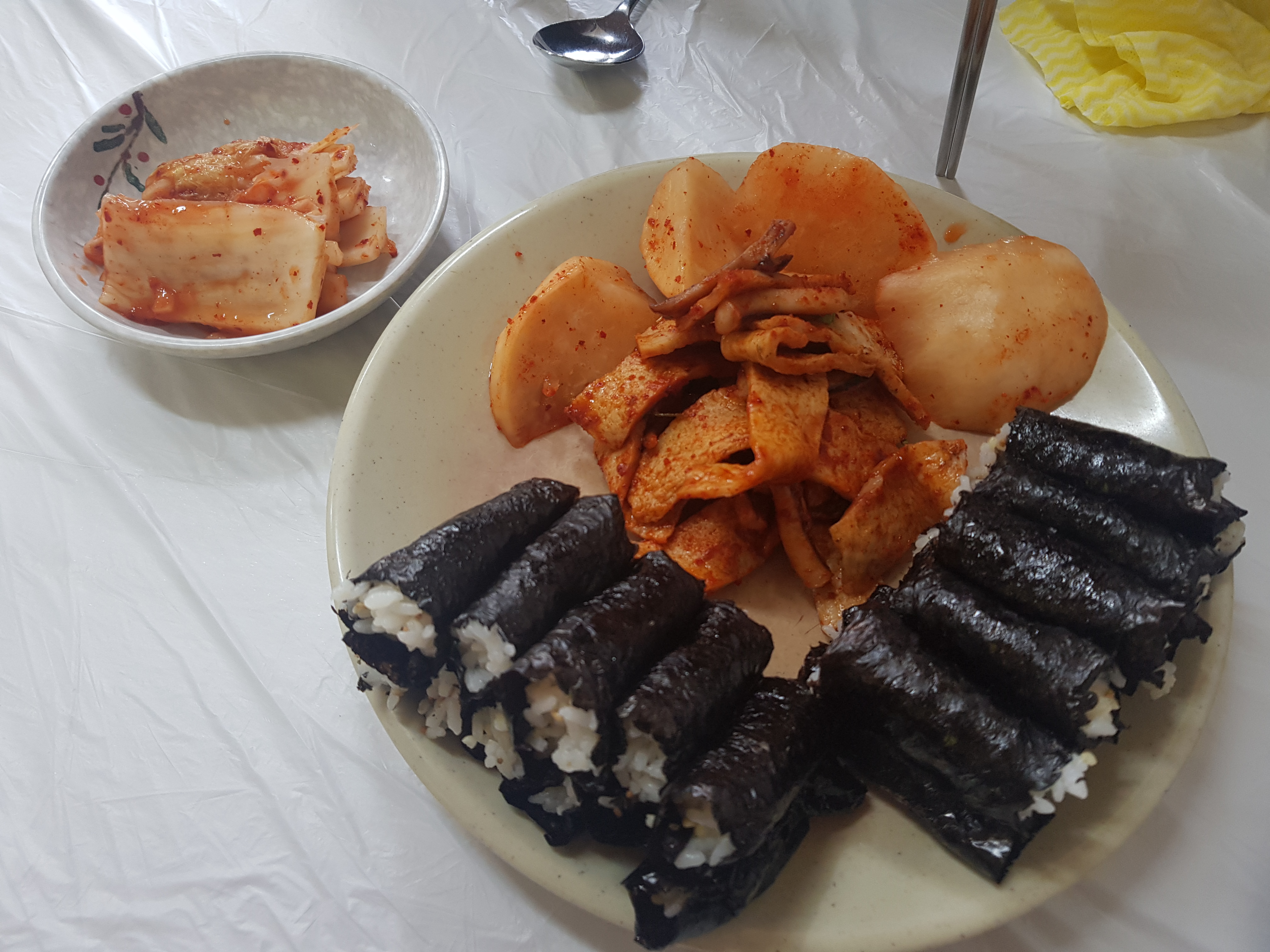 충무김밥이랑 이미지