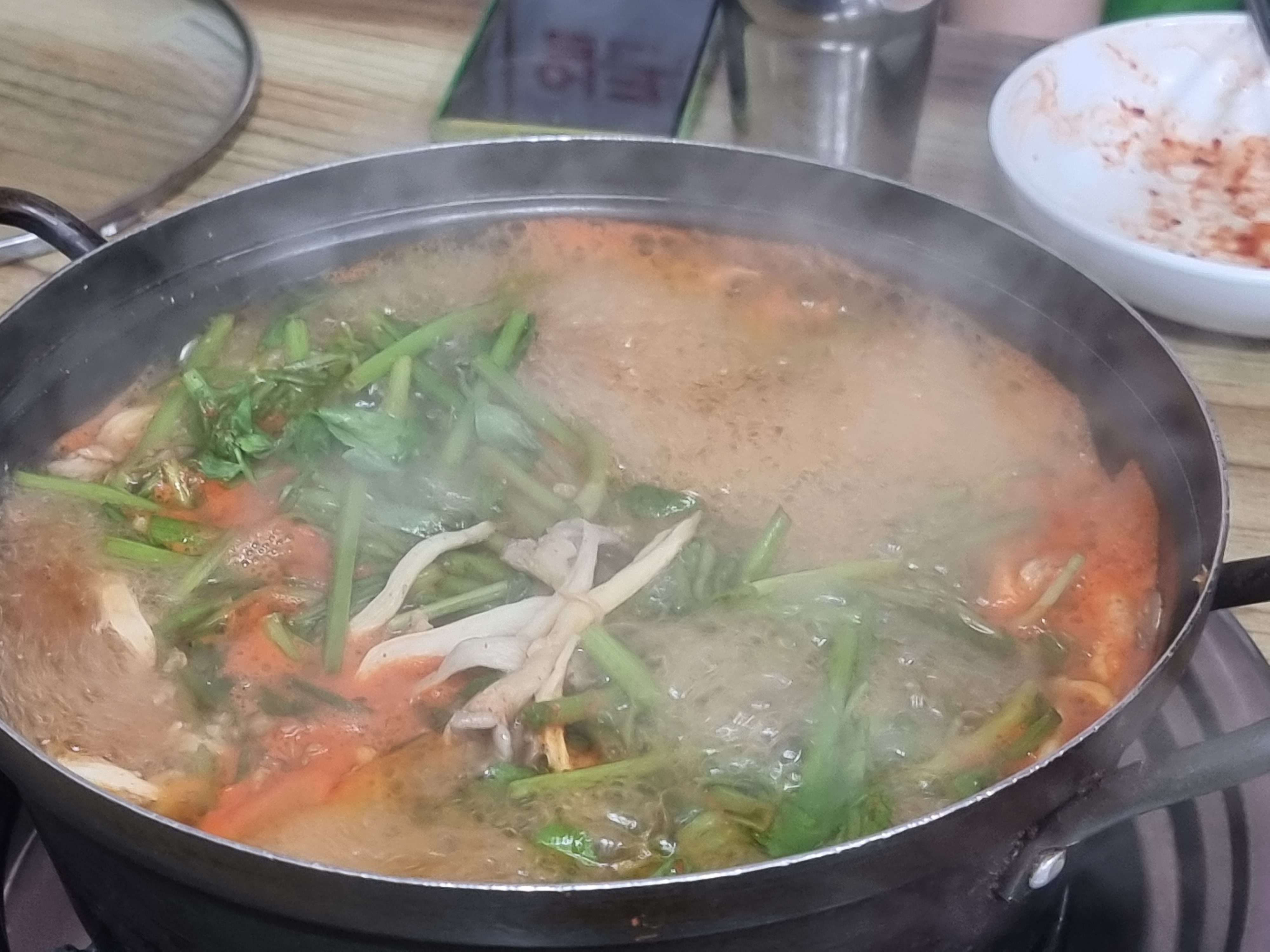 화곡홍두깨손칼국수