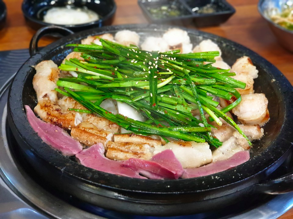 황소돌곱창구이 이미지