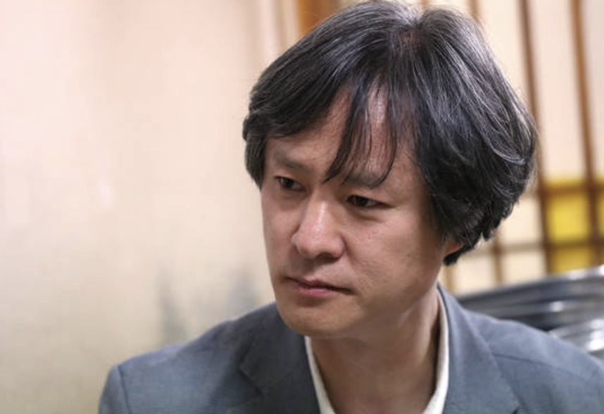  시인 류근 나이 고향 학력 이력 페이스북 프로필