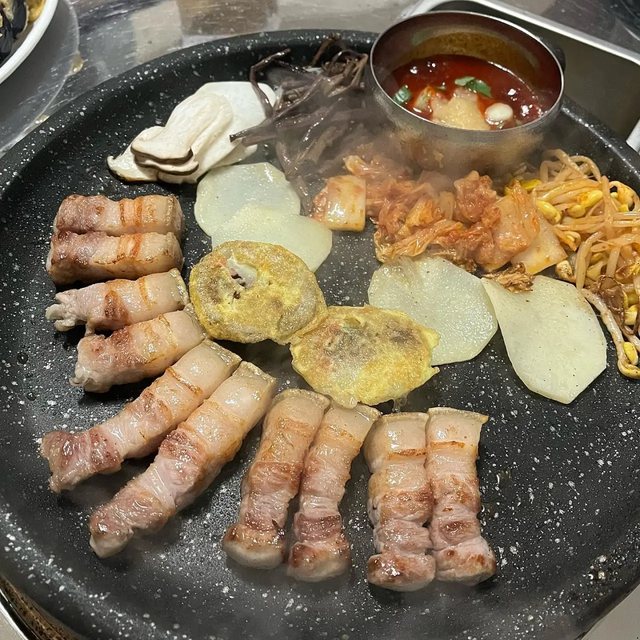 서면의-핫한-고깃집,-'두루미'