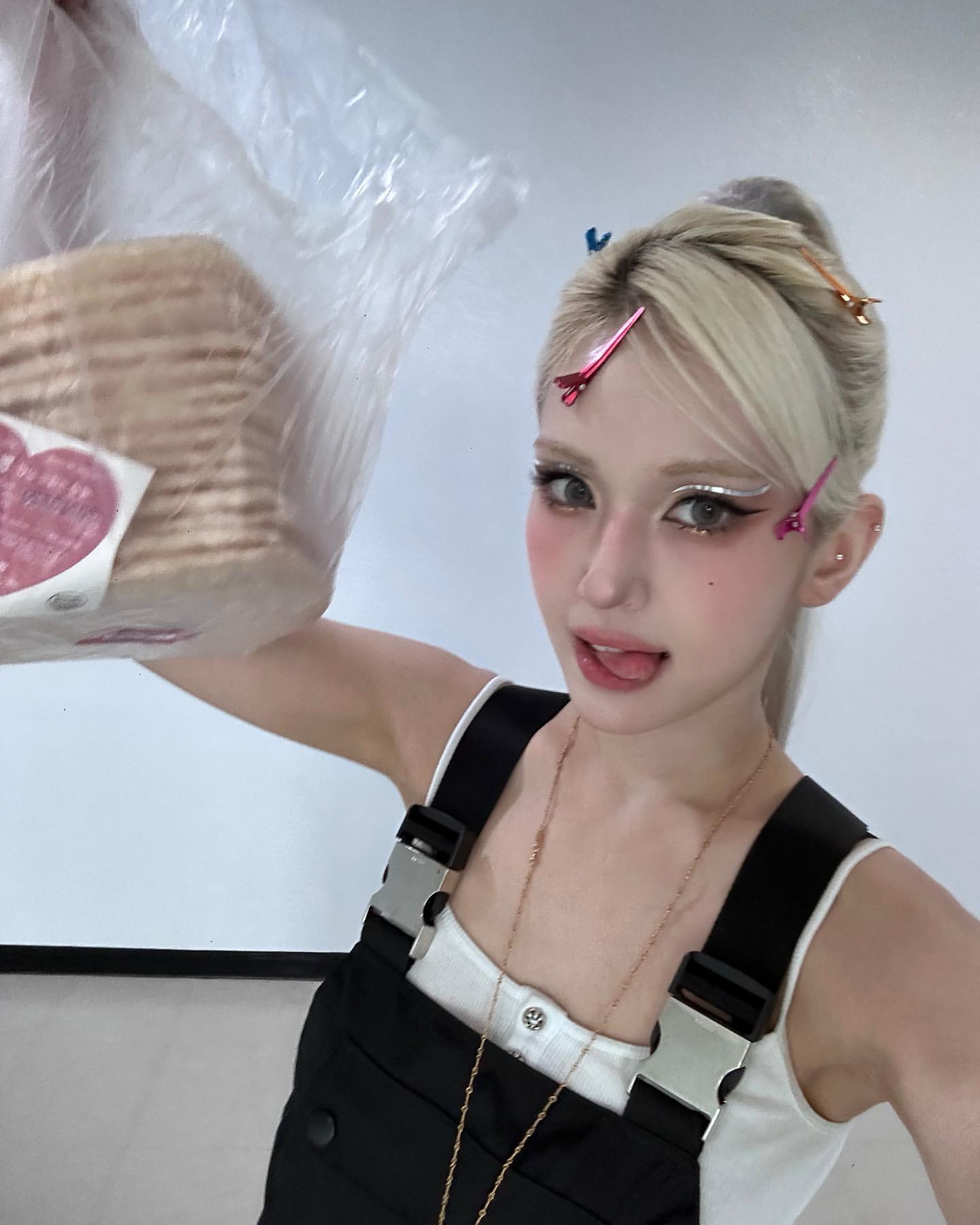  [전소미jeon somi] 인스타 instagram 23.08 (2)